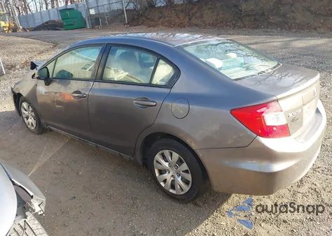 2012 Honda Civic Lx z USA, uszkodzony, nr VIN 19XFB2F57CE385605